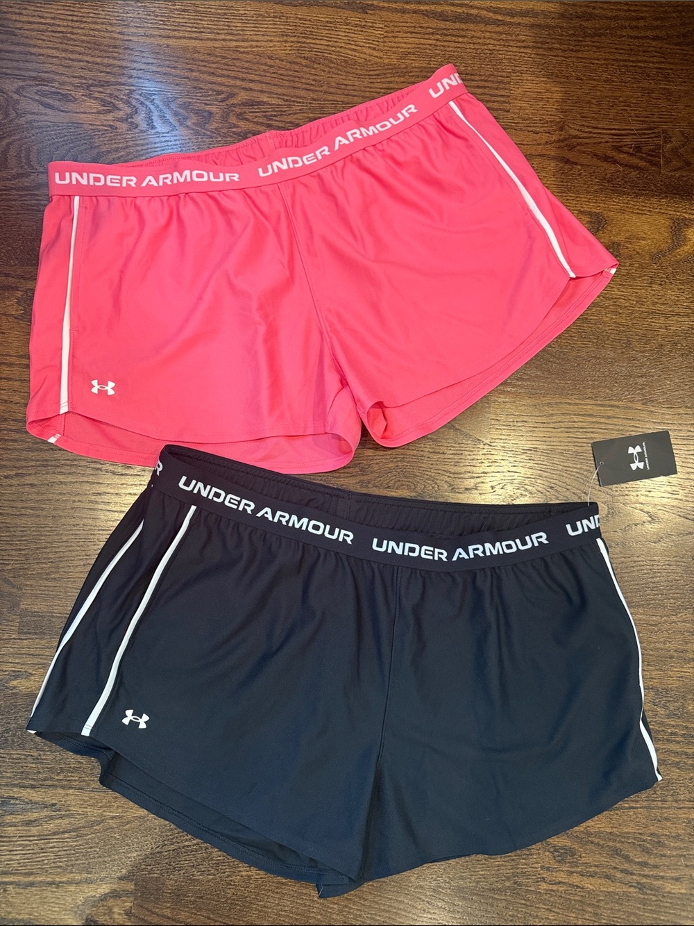 Under Armour Women’s Athletic Shorts — Coral and Black set bundle 2xl